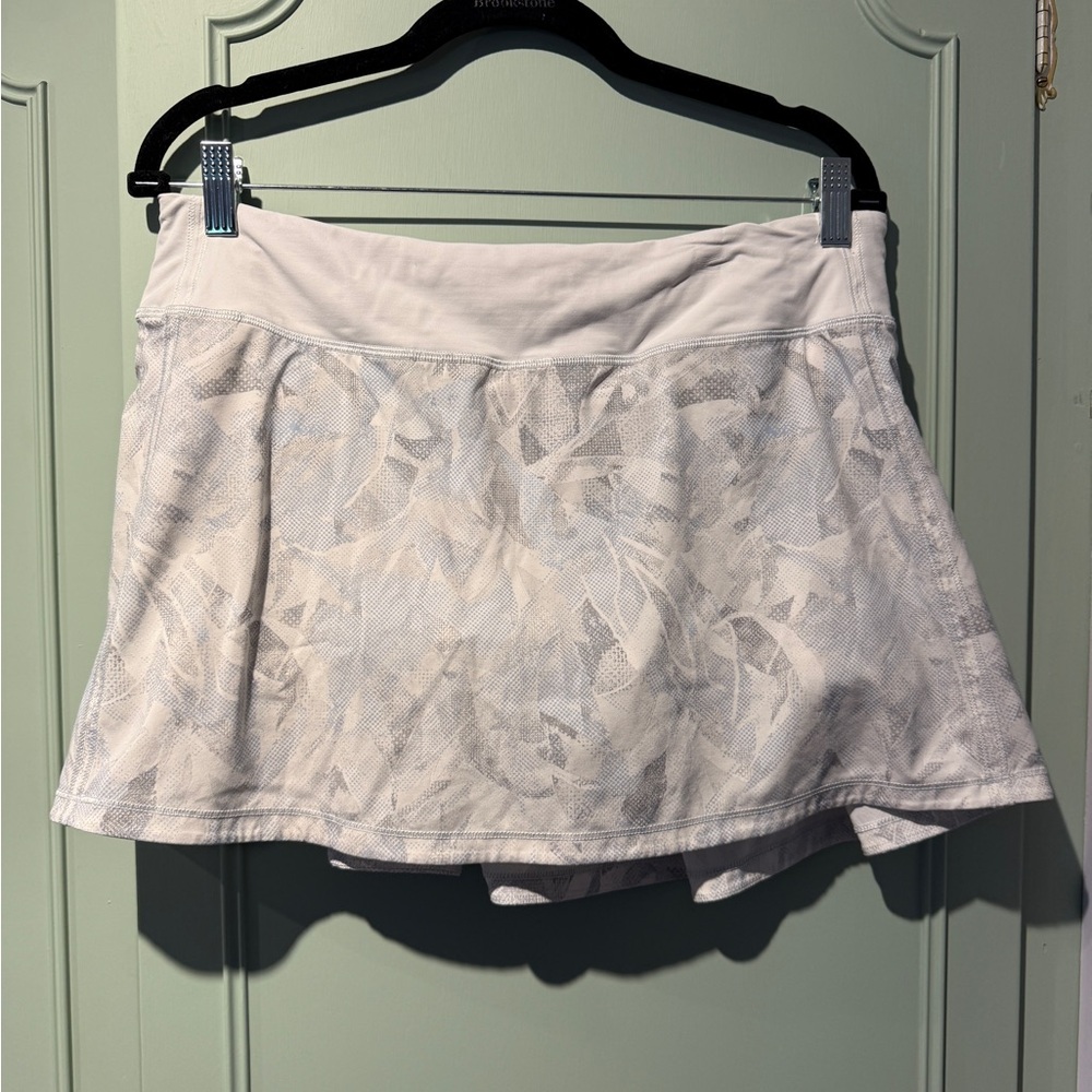 Lululemon Pace Rival Skort Grey, light blue and white size 10T mid rise
